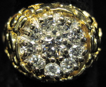 Appraisal: Gentleman's karat yellow gold diamond cluster ringRound cut diamond approximately