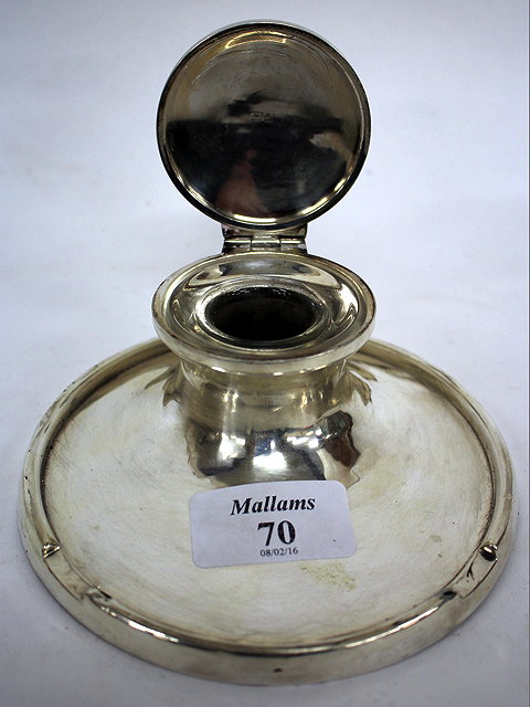 Appraisal: A SILVER INKWELL with marks for Birmingham cm wide