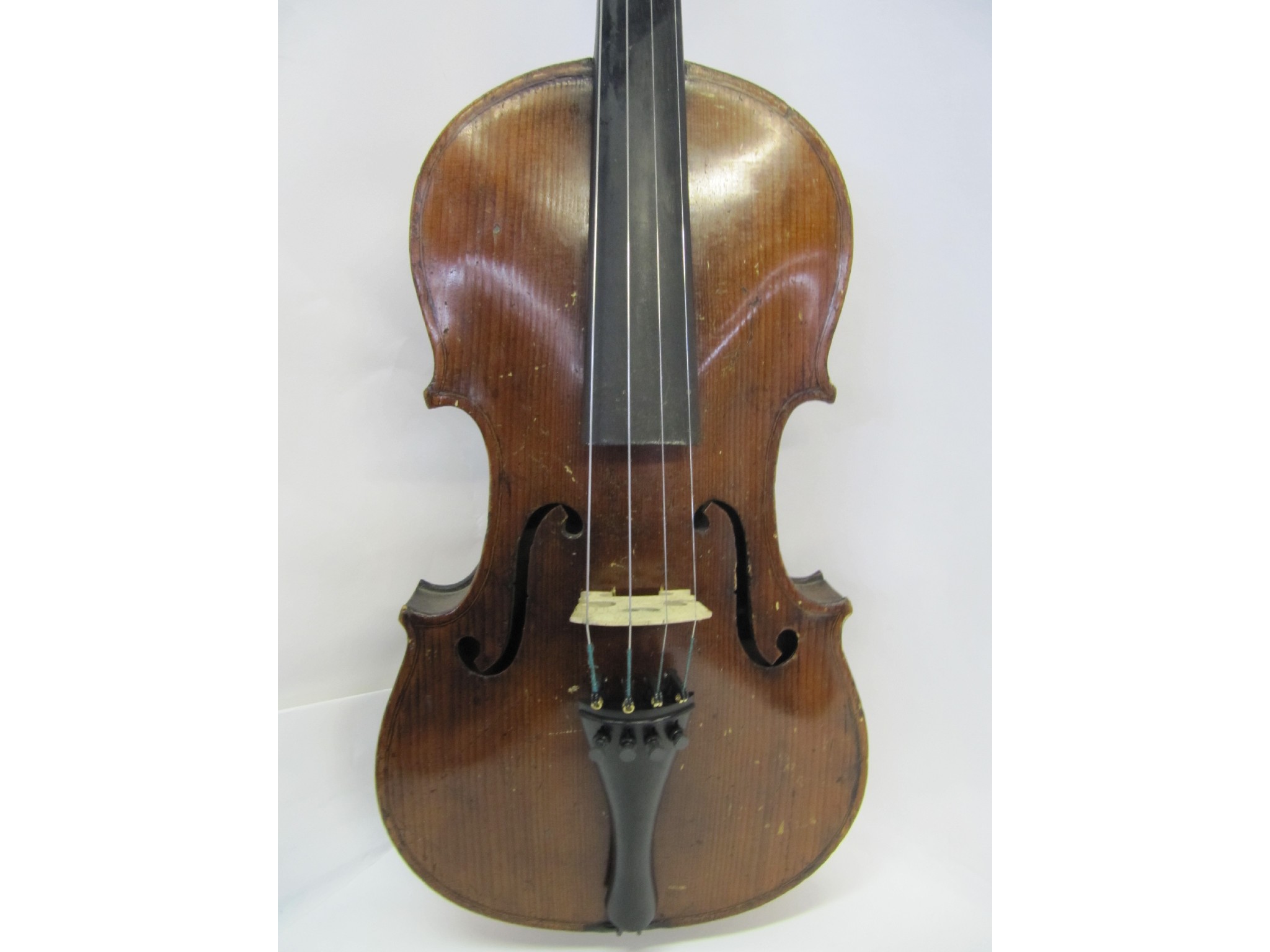 Appraisal: A circa th century violin in wooden case