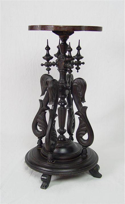 Appraisal: VICTORIAN BLACK WALNUT FERN STAND Finely detailed turnings with gooseneck