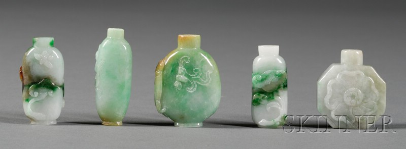 Appraisal: Five Snuff Bottles two apple green one carved with a