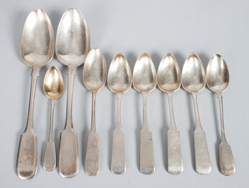 Appraisal: Nine Russian silver fiddle back spoons serving spoons Adam Yuden