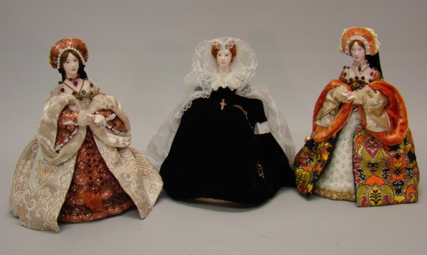 Appraisal: Lot of Historical Figure dolls Dolls have bone china heads