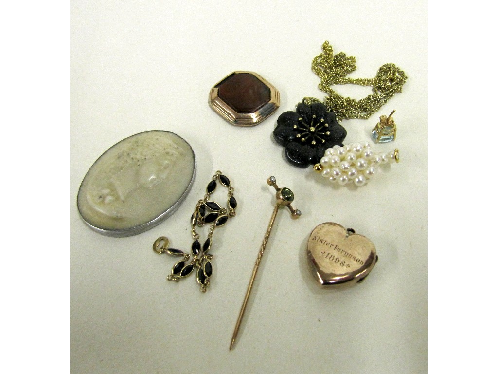 Appraisal: Lot comprising peridot and seed pearl set gold stick pin