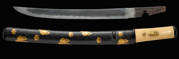 Appraisal: A tanto Nagasa cm hirazukuri omaru boshi signed Gyo with