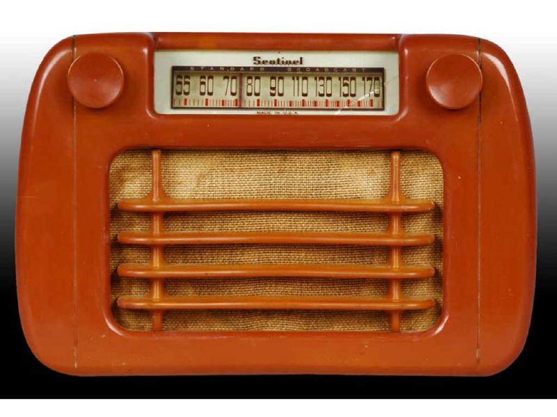 Appraisal: Sentinel Bakelite Radio Description - '' x '' Working Bakelite