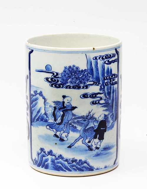 Appraisal: A CHINESE BLUE AND WHITE BITONG BRUSH POT decorated two