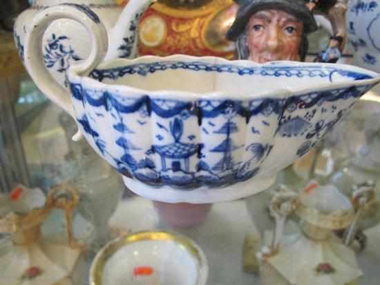 Appraisal: TH CENTURY PEARL WARE BLUE AND WHITE JUG FAULTS