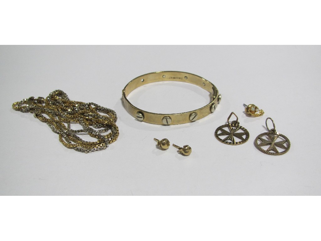 Appraisal: Lot of ct gold to include bangle neckchain etc Approximately