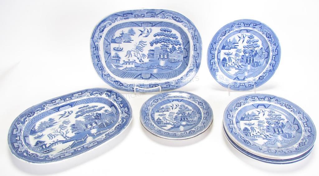 Appraisal: Group of Antique 'Willow' Blue and White Porcelain ten pieces