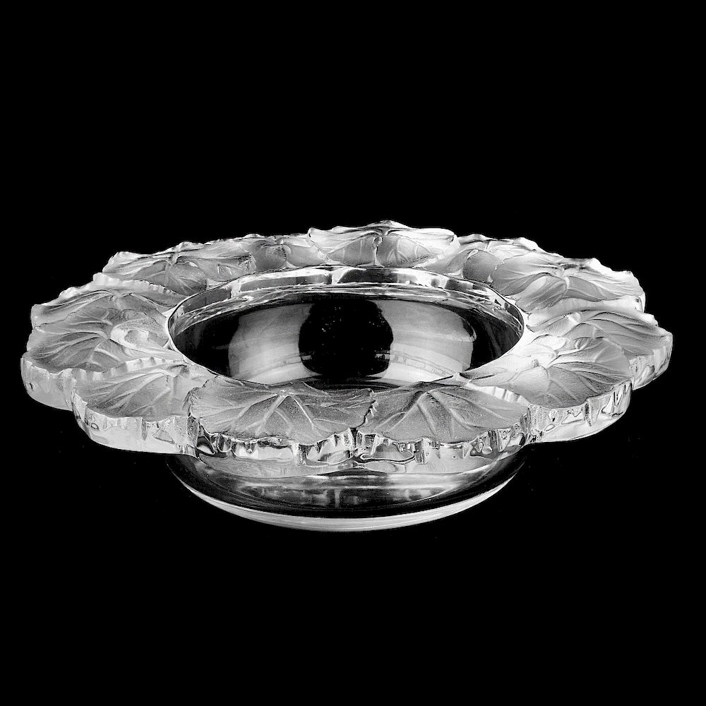 Appraisal: Lalique Honfleur Bowl Lalique Honfleur Crystal Bowl Signed Lalique France