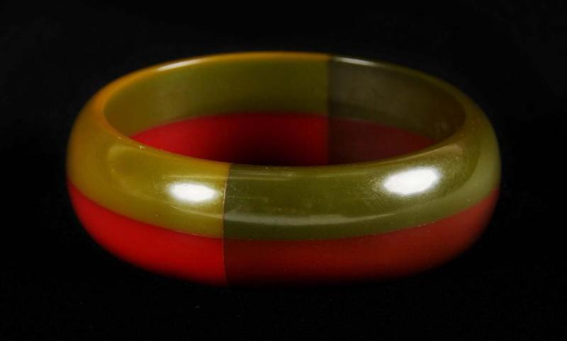 Appraisal: Bakelite Laminated -Color Quadrant Bracelet Description Unusual Condition Near Mint