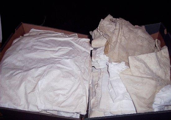 Appraisal: Sundry linen lace etc two boxes