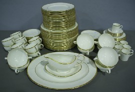 Appraisal: A Wedgwood bone china dinner service in the 'California' design