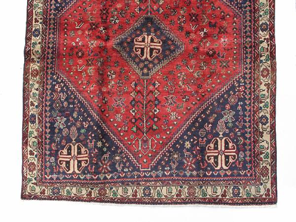 Appraisal: An Abadeh rug size approximately ft in x ft in