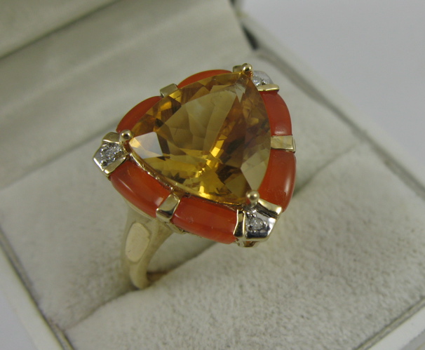 Appraisal: CITRINE FIRE OPAL DIAMOND AND K GOLD RING centering a