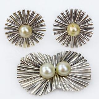 Appraisal: Retro Karat White Gold and Pearl Earring and Brooch Suite