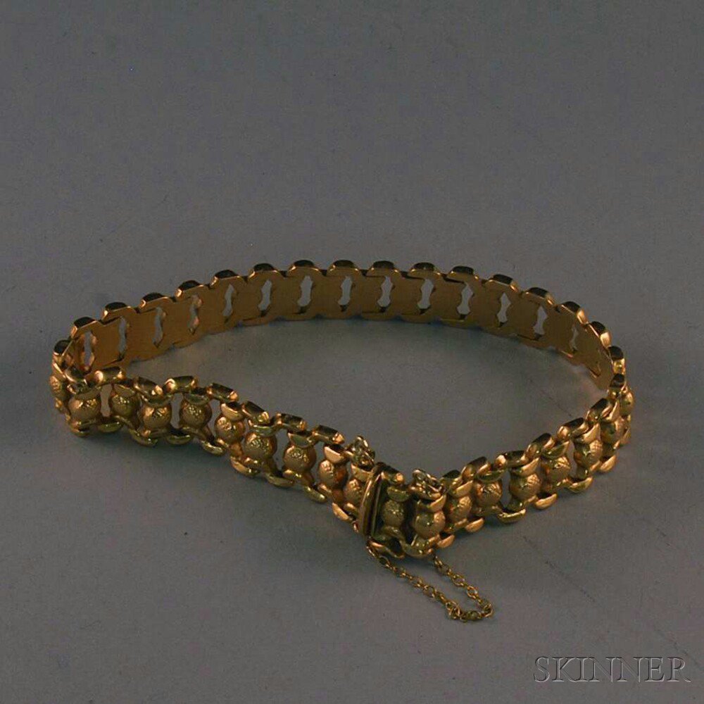 Appraisal: Italian kt Gold Linked Bracelet lg in total dwt Estimate