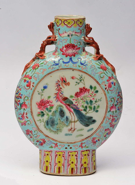 Appraisal: A CHINESE CANTON MOON FLASK with central roundel decorated in