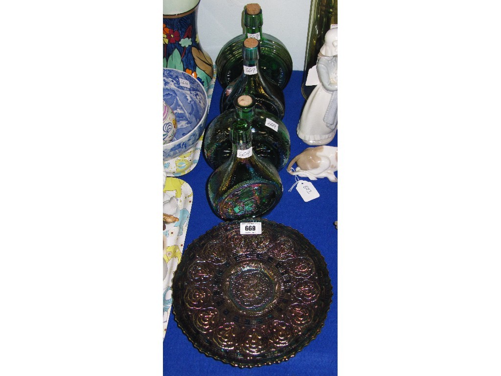 Appraisal: Lot comprising a carnival glass plate and four commemorative glass