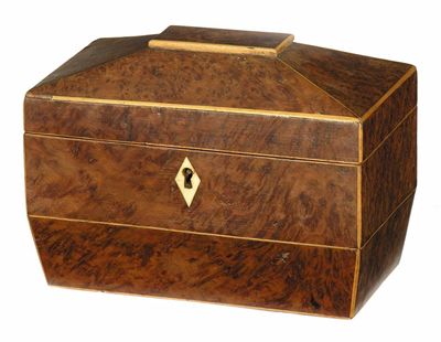 Appraisal: An early th century burr yewwood tea caddy with boxwood