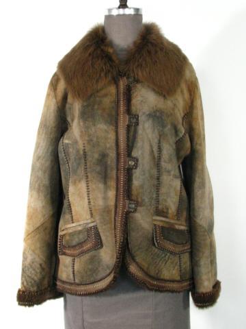 Appraisal: Almond Brown Shearling Lamb Jacket w Stitching Snap Closure ''Rizal''