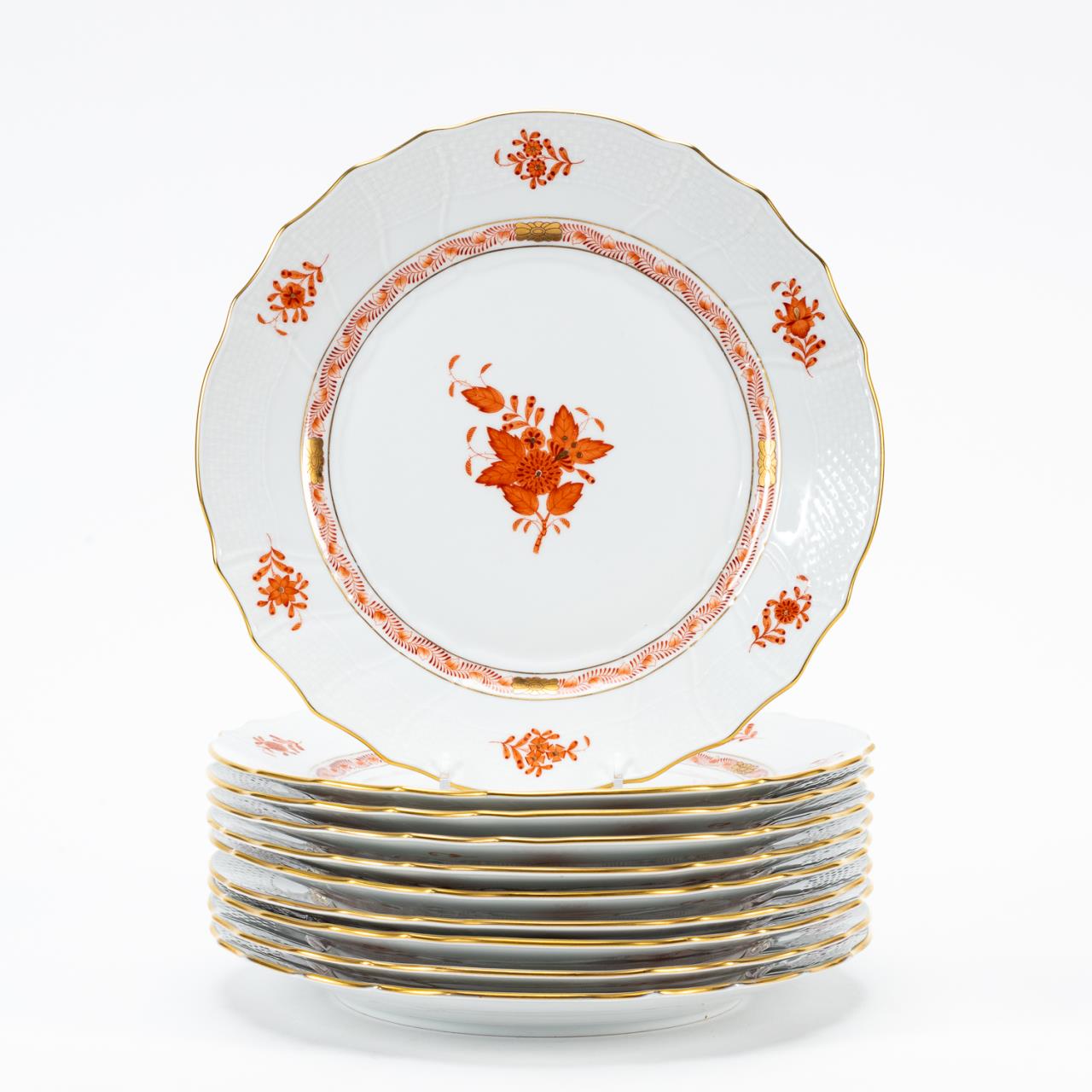 Appraisal: HEREND RUST CHINESE BOUQUET DINNER PLATES Herend Hungarian set of