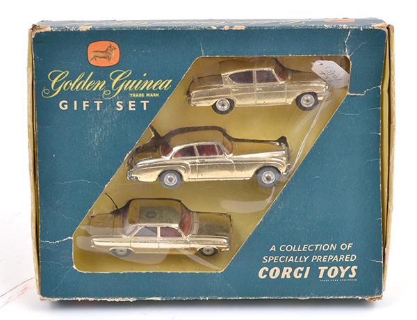 Appraisal: CORGI GOLDEN GUINEA GIFT SET WITH INTERNAL PACKAGING F-G BOX