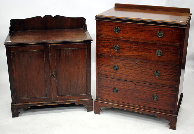 Appraisal: A WARING GILLOW EDWARDIAN MAHOGANY CHEST of four graduated long