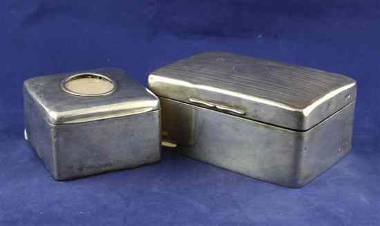 Appraisal: A late Victorian silver cigarette box of square form with