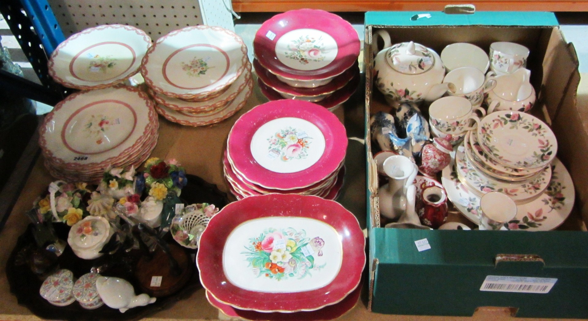 Appraisal: A quantity of mixed ceramics glass and collectables including Wedgwood