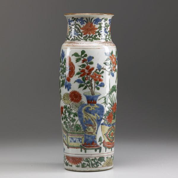 Appraisal: CHINESE EXPORT Cylindrical vase with floral decoration th C x