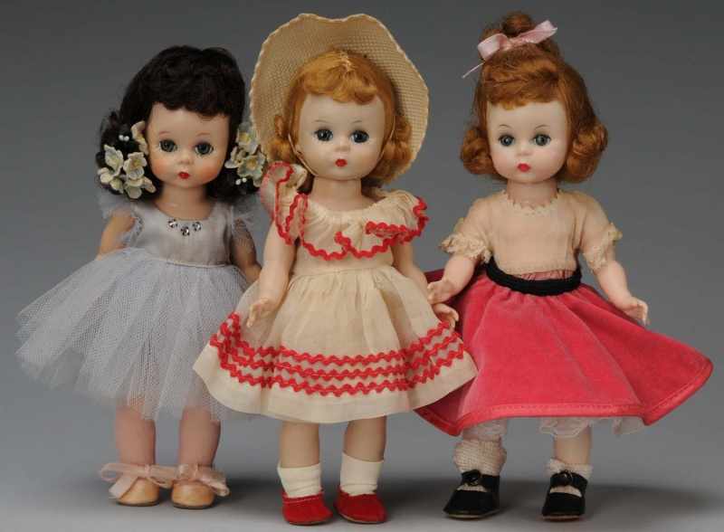 Appraisal: Lot of Madame Alexander Wendy Dolls Description American Ca s