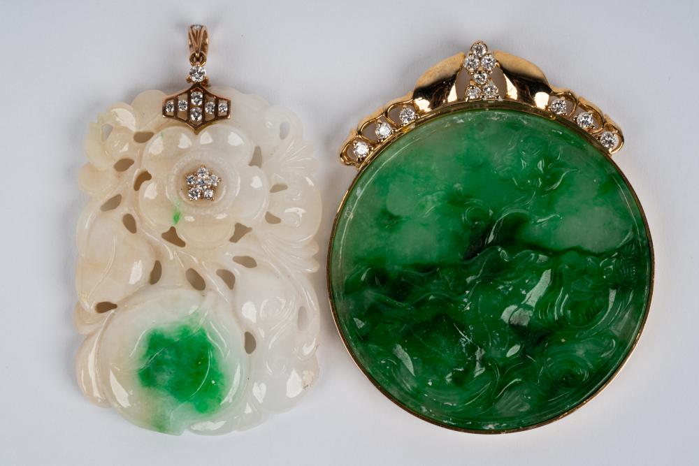 Appraisal: TWO KARAT YELLOW GOLD JADE DIAMOND PENDANTSthe round pendant centering