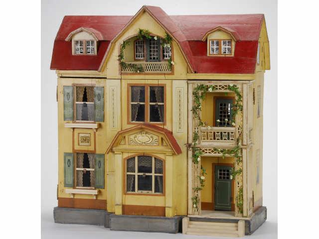 Appraisal: Moritz Gottschalk Red Roof Dollhouse MN DH Germany ca One