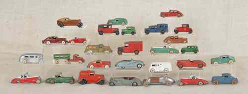 Appraisal: Twenty-nine miscellaneous Slush metal and Dinky vehicles