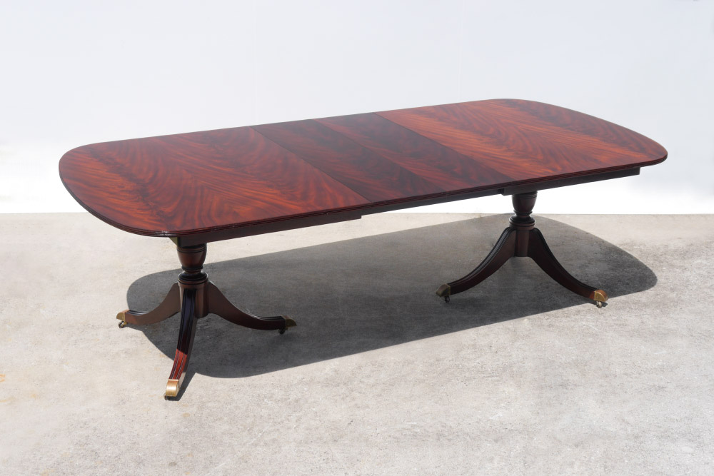 Appraisal: KINDEL FLAME GRAIN MAHOGANY DINING TABLE Richly grained top with