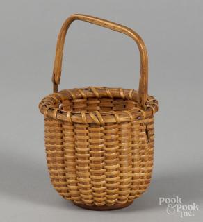 Appraisal: Small Nantucket lightship basket labeled by Lester Harris '' h