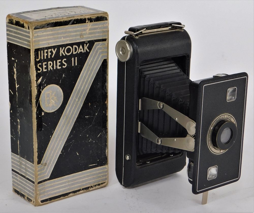 Appraisal: Jiffy Kodak Series II Camera in Original Box Jiffy Kodak