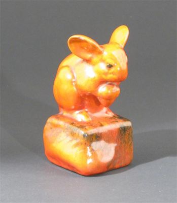 Appraisal: A Pilkington's Lancastrian Pottery figure of a mouse probably designed