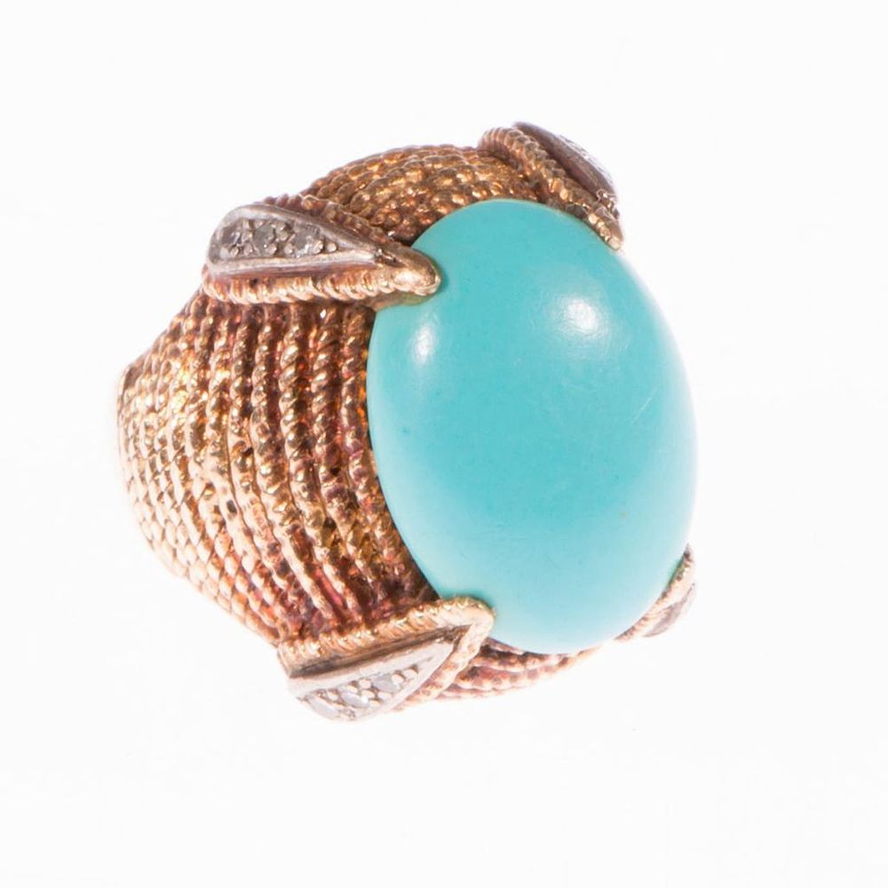 Appraisal: Turquoise diamond and k gold ring oval turquoise measuring approximately