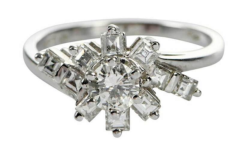 Appraisal: kt Diamond Ring center round brilliant diamond estimated weight ct