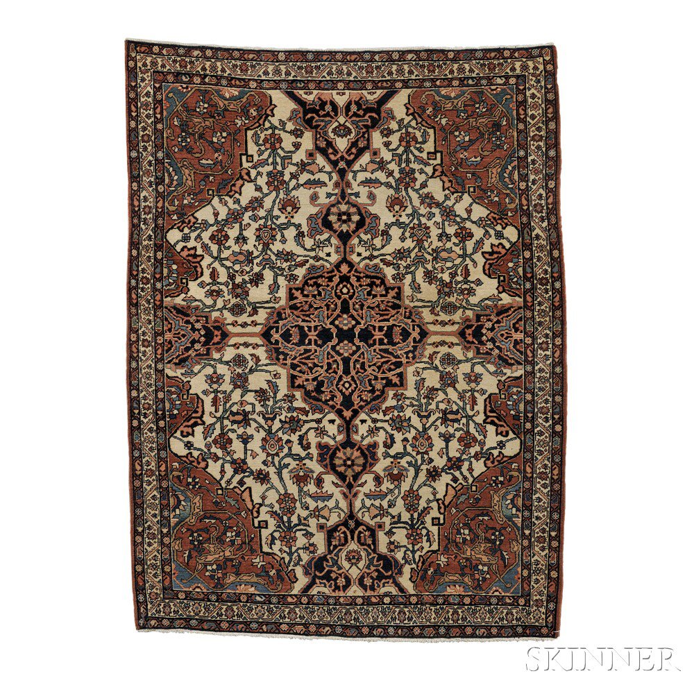 Appraisal: Fereghan Sarouk Rug Northwest Persia late th century the navy