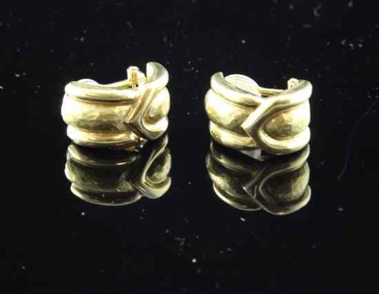 Appraisal: A pair of th century Italian ct gold ear clips