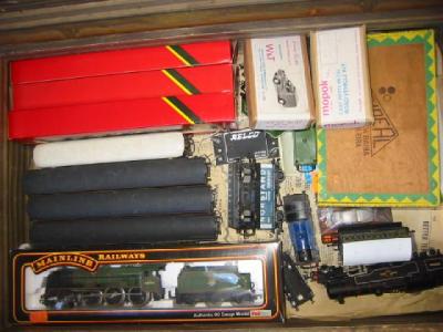 Appraisal: A quantity of OO gauge trains by Hornby Mainline and