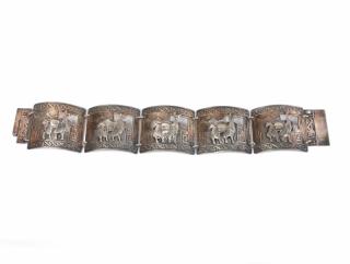 Appraisal: Peruvian Sterling Link Bracelet th century Peruvian sterling link bracelet