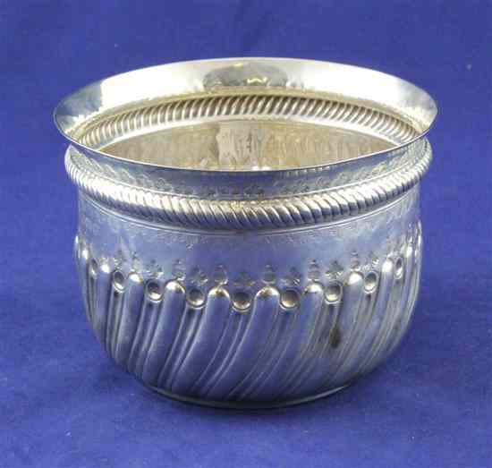 Appraisal: A Victorian demi spiral fluted silver sugar bowl of circular