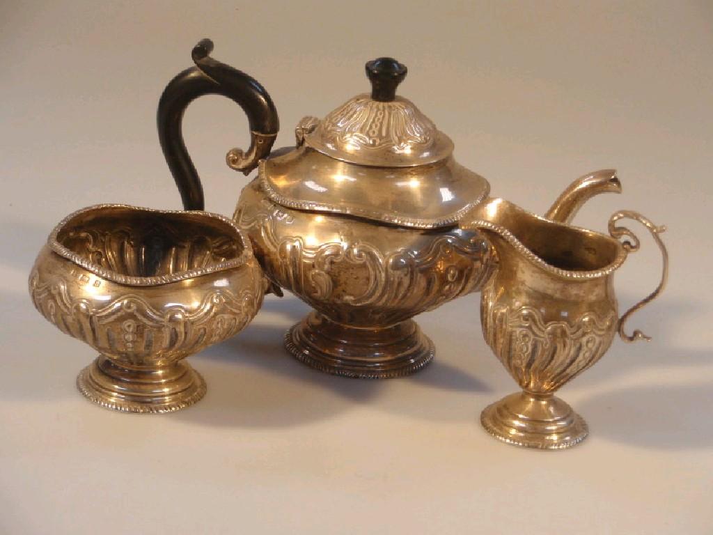 Appraisal: A late Victorian silver tea set of three pieces with