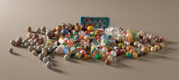 Appraisal: HAND MACHINE MADE MARBLES INCLUDING ONIONSKIN Lot of about most