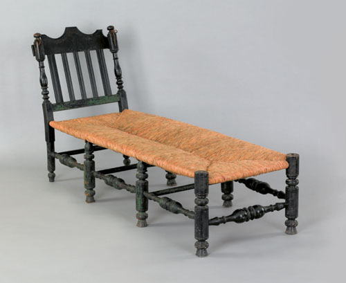 Appraisal: Southeastern Pennsylvania William Mary daybed ca with a banister back